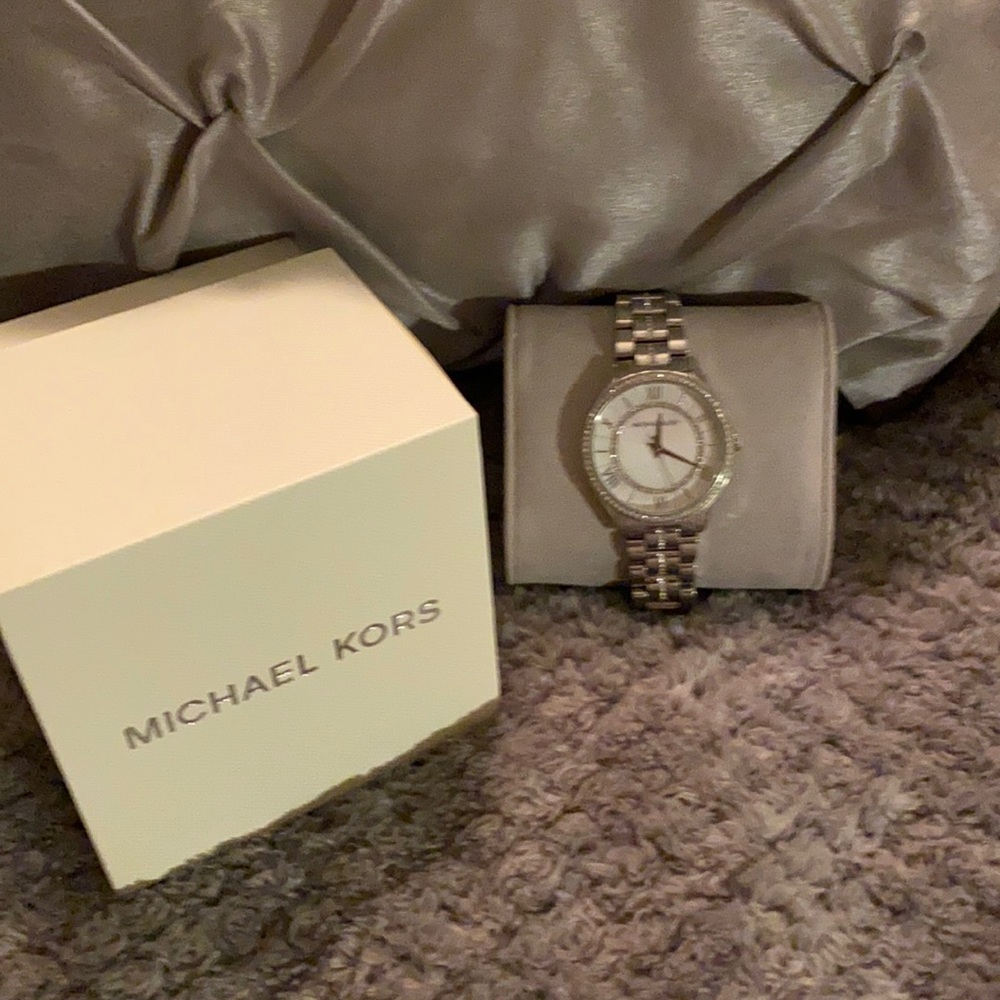MICHAEL KORS WATCH